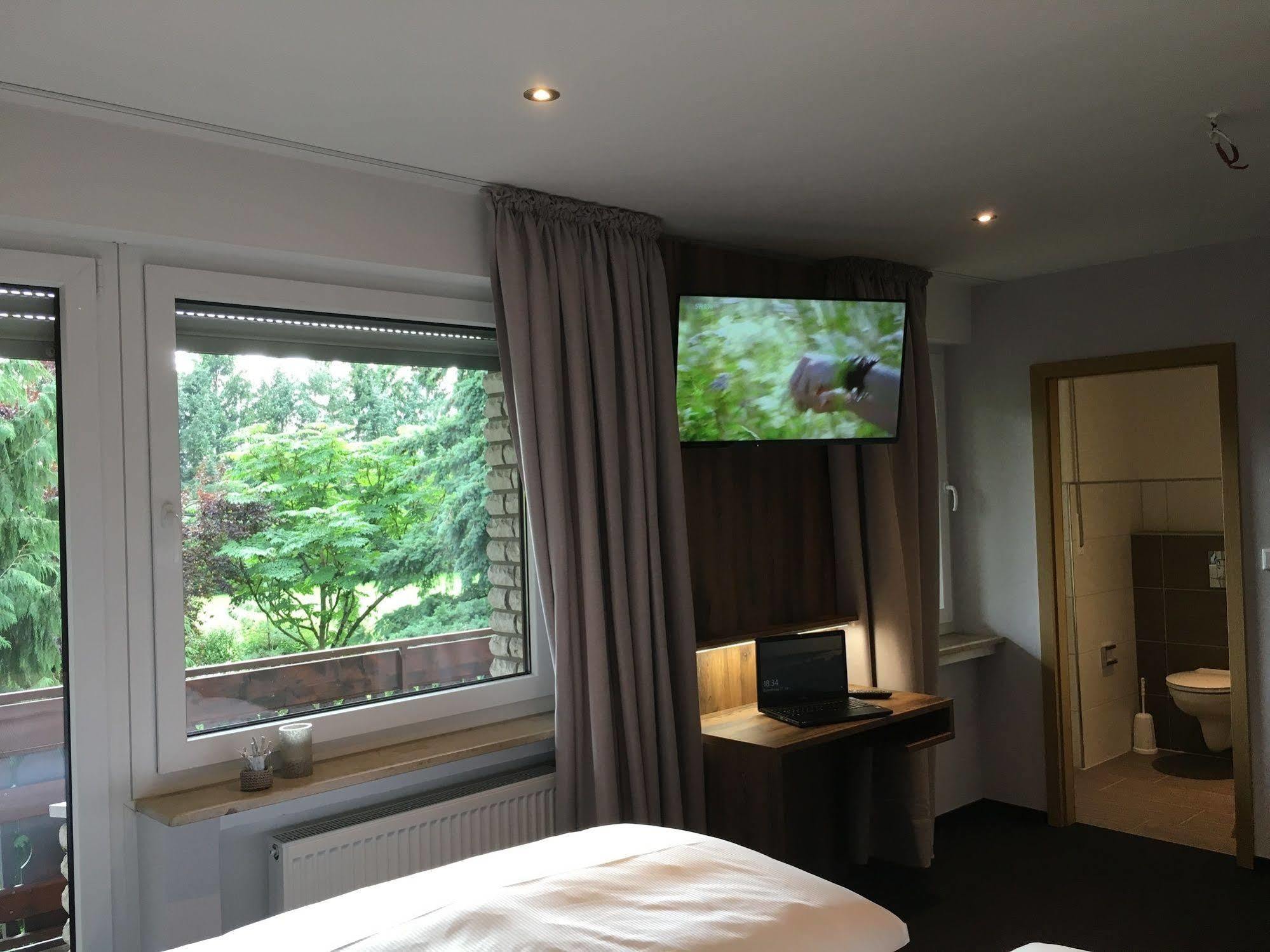 Landhaus Hotel Goeke Hövelhof Екстериор снимка