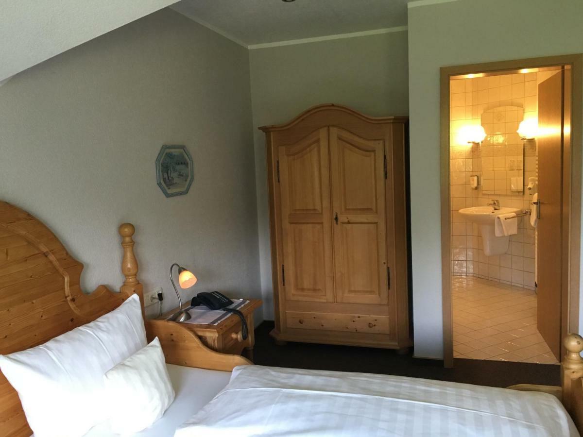 Landhaus Hotel Goeke Hövelhof Екстериор снимка